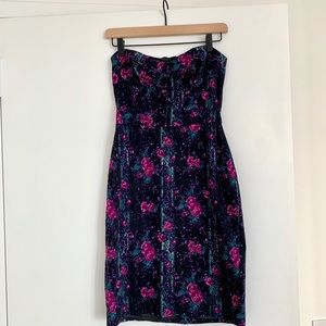 Betsy Johnson strapless dress size 4